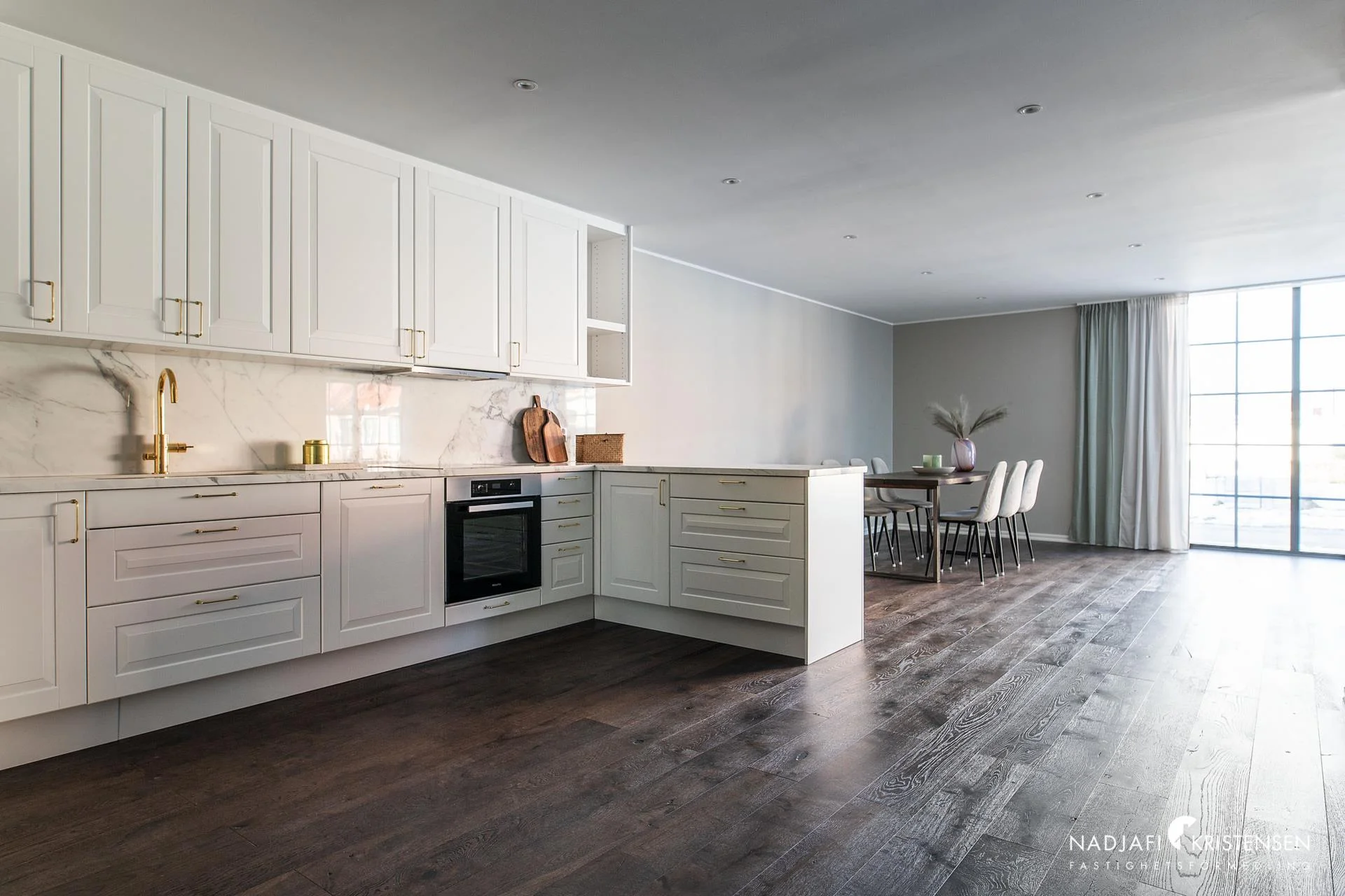 Townhouse med stort gästhus på Agardhsgatan
