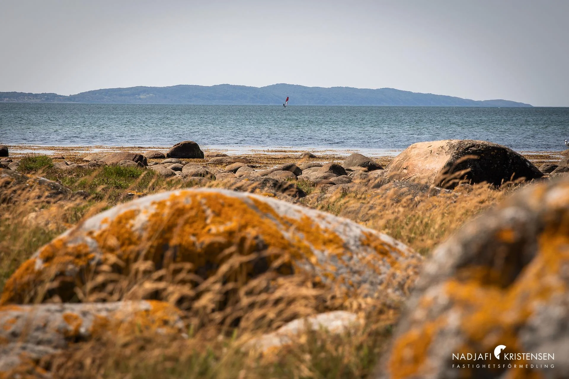 Unik möjlighet att förverkliga dubbeltomt vid havet – förstklassigt läge i Vejbystrand