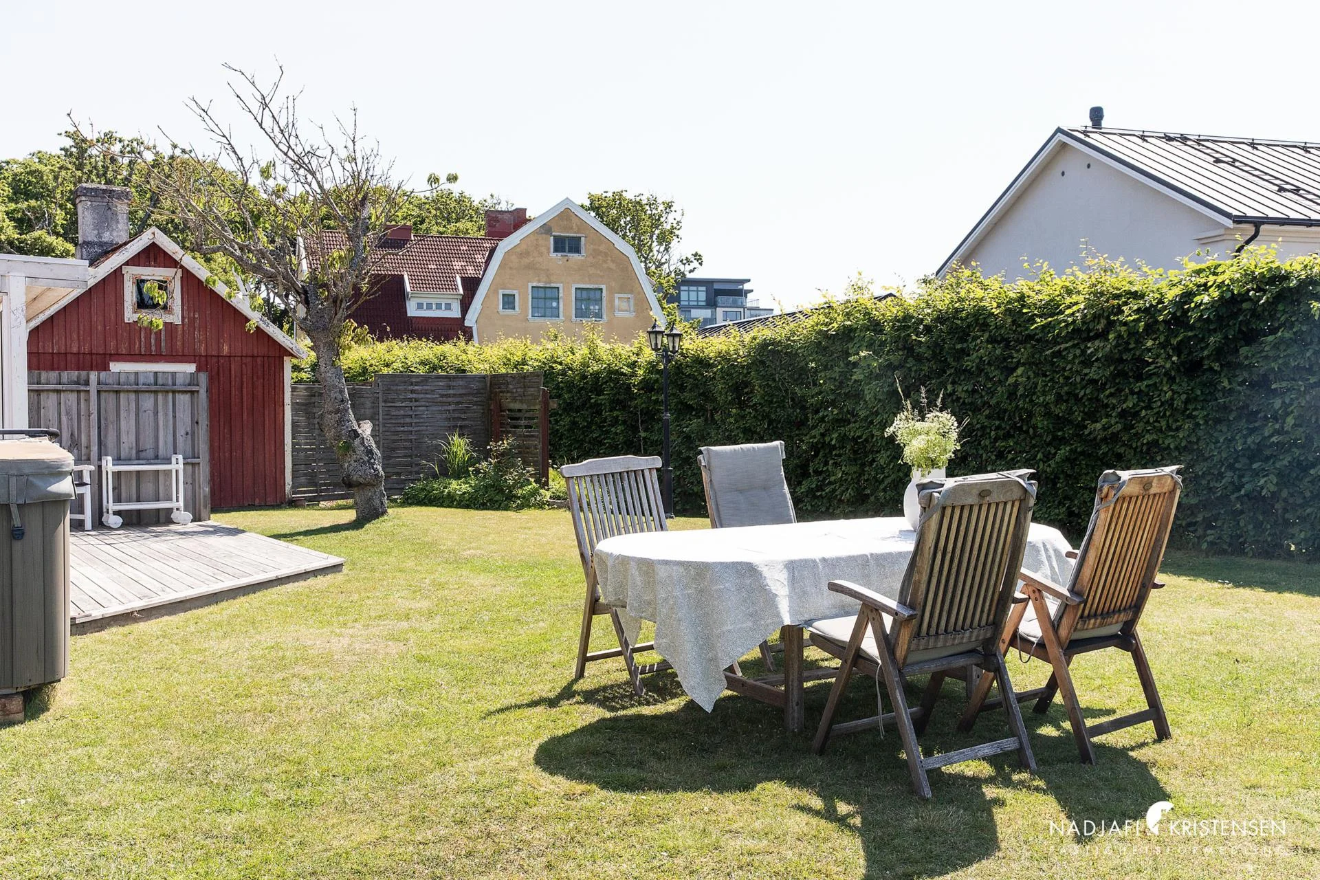 Unik möjlighet att förverkliga dubbeltomt vid havet – förstklassigt läge i Vejbystrand