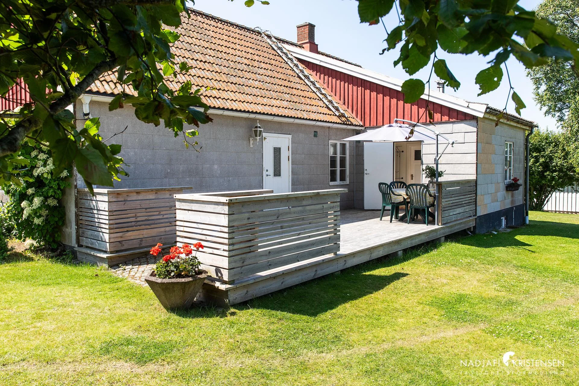 Unik möjlighet att förverkliga dubbeltomt vid havet – förstklassigt läge i Vejbystrand