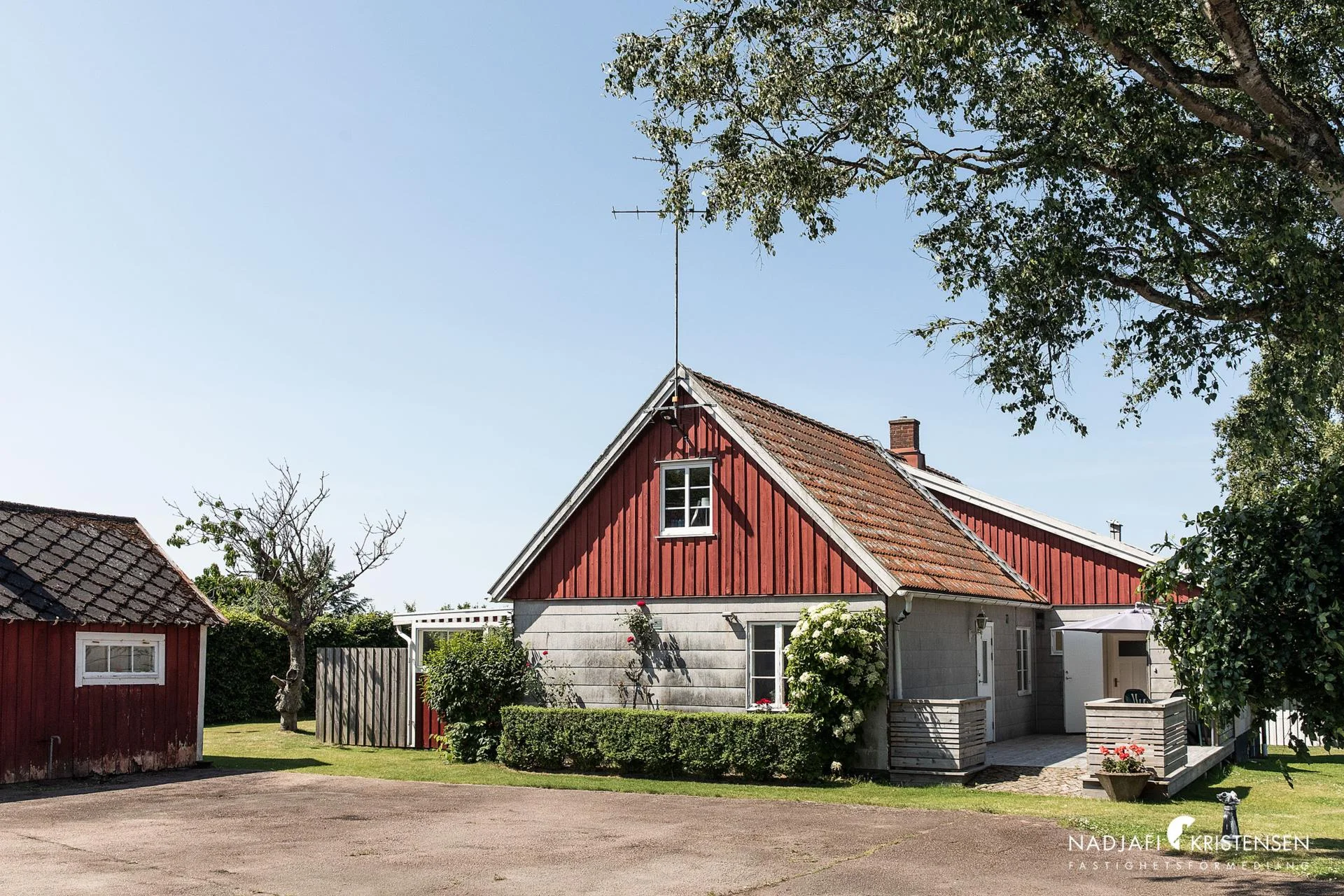 Unik möjlighet att förverkliga dubbeltomt vid havet – förstklassigt läge i Vejbystrand