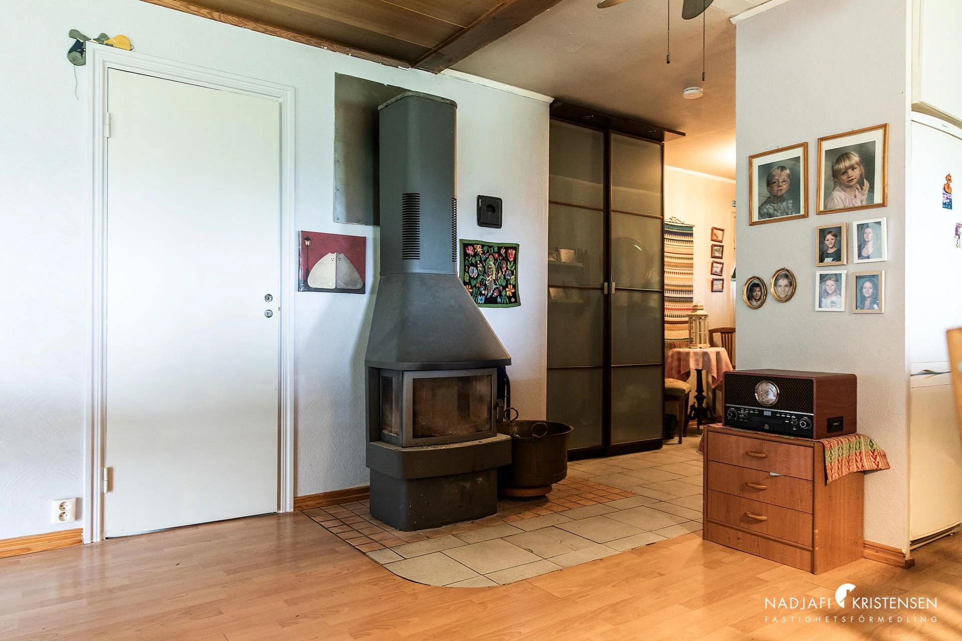 Villa med möjligheter på högt läge