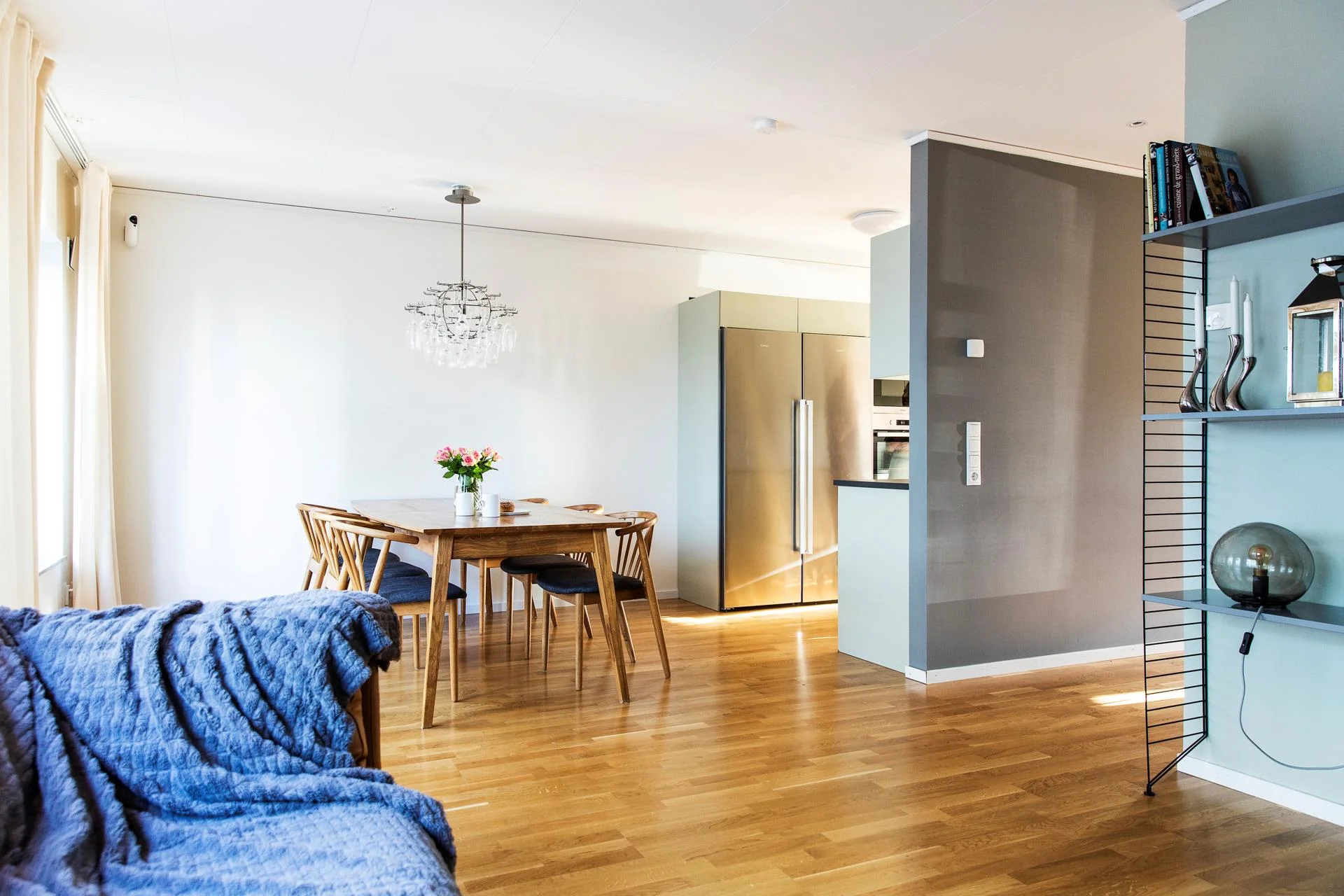 Lättskött och trivsamt radhus i två plan