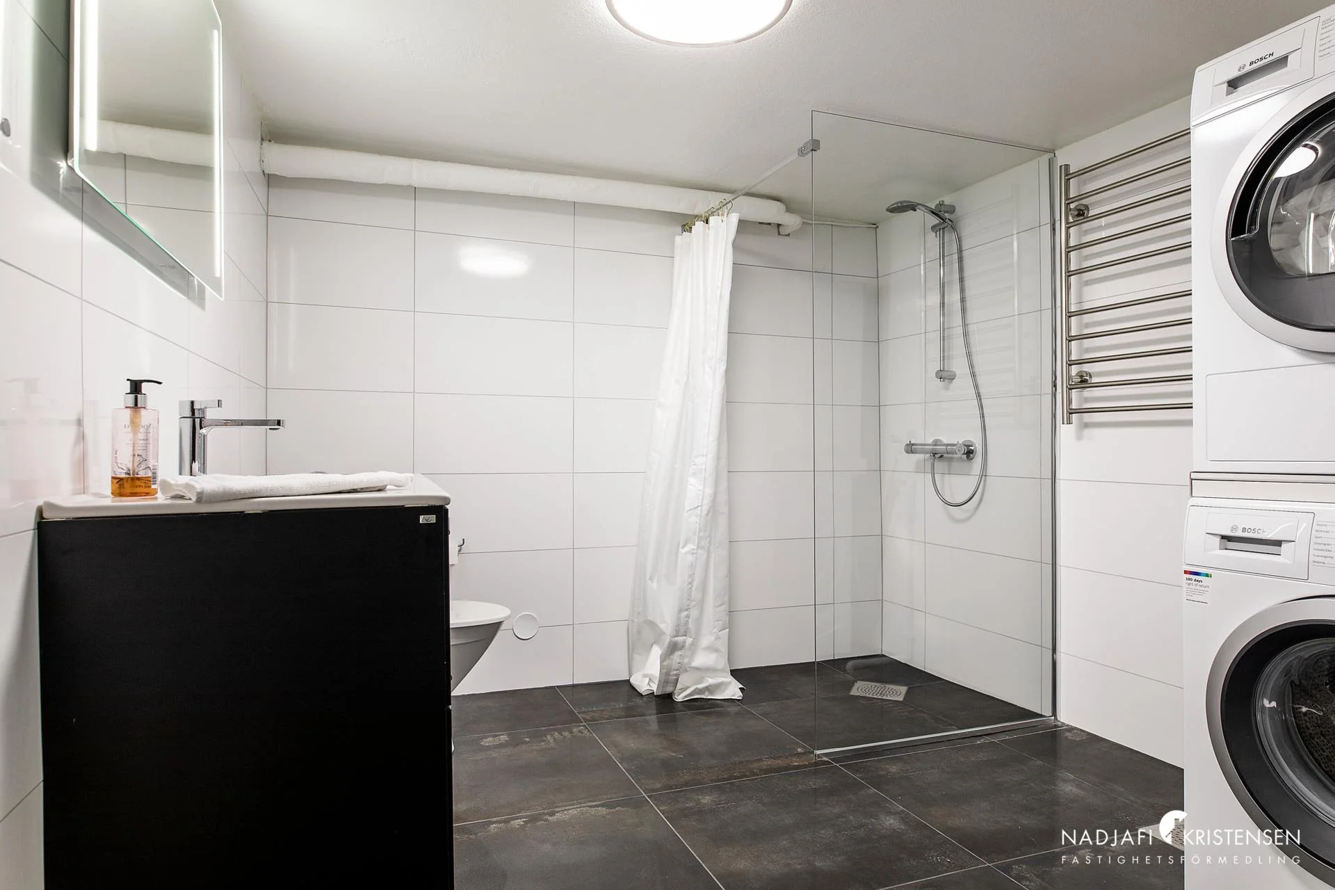 Townhouse med stort gästhus på Agardhsgatan