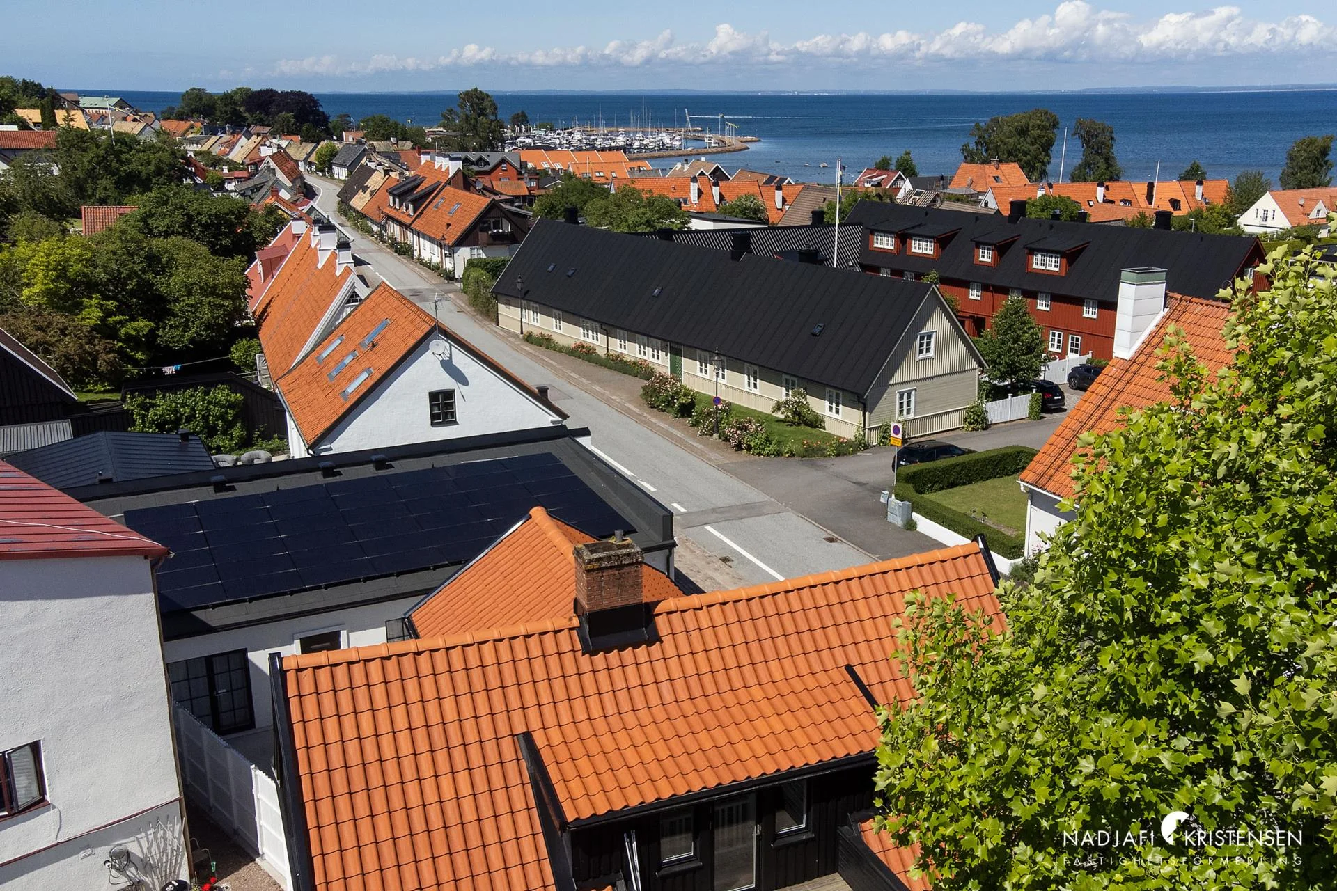 Townhouse med stort gästhus på Agardhsgatan