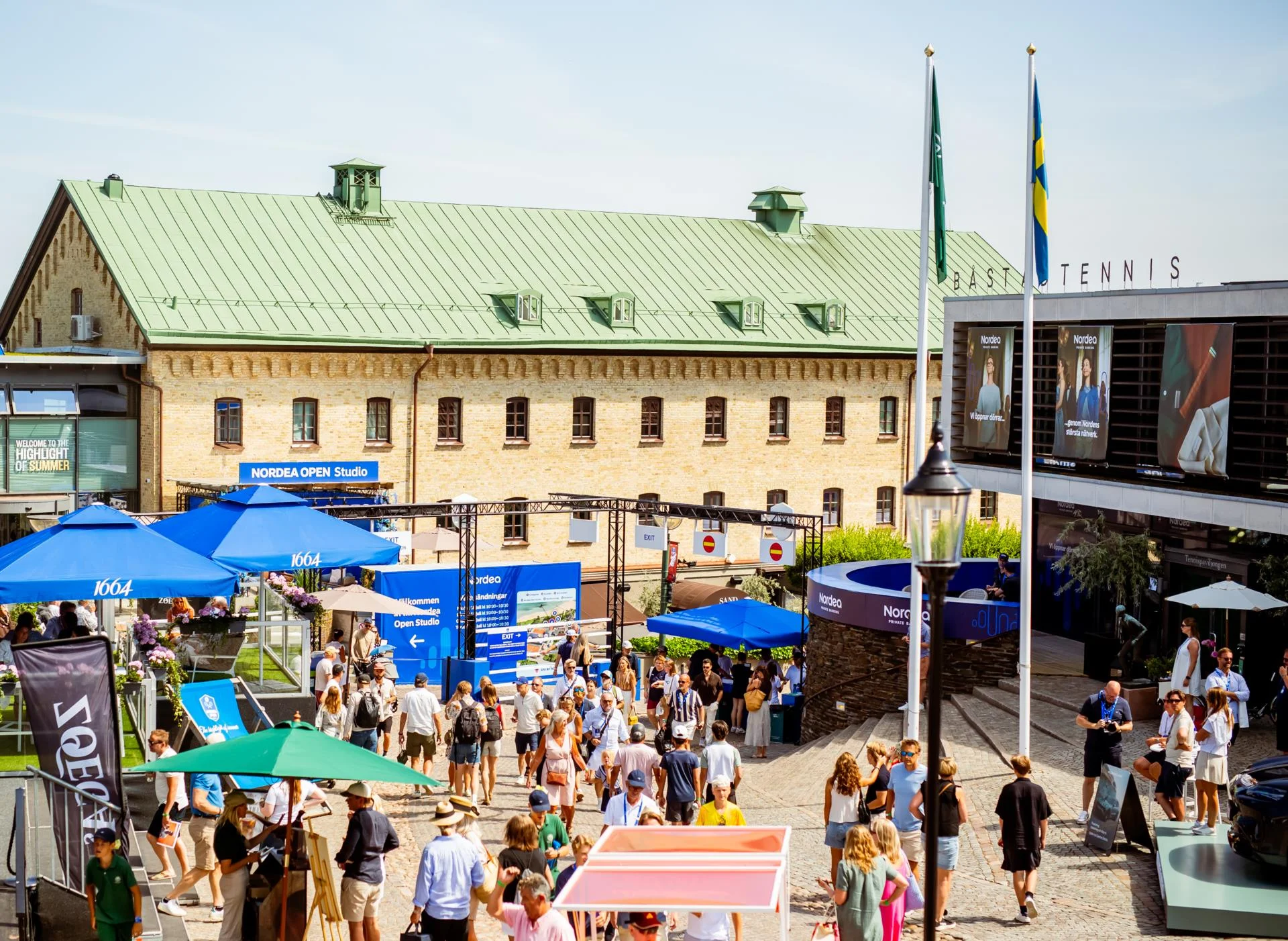Välskött radhus mitt i Centrala Båstad!